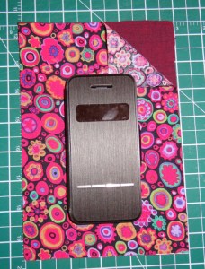 adding a phone pocket to a bag lining by Deborah Cooke
