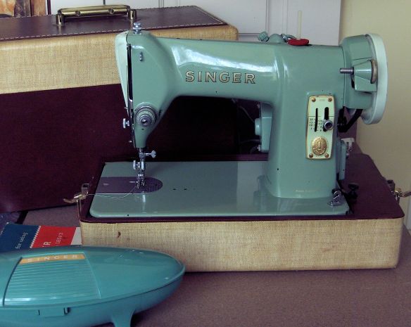 Singer 185 sewing machine