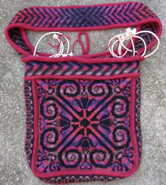 Sipalu Bag by Kerin Dimeler-Laurence knit in Patons SWS by Deborah Cooke