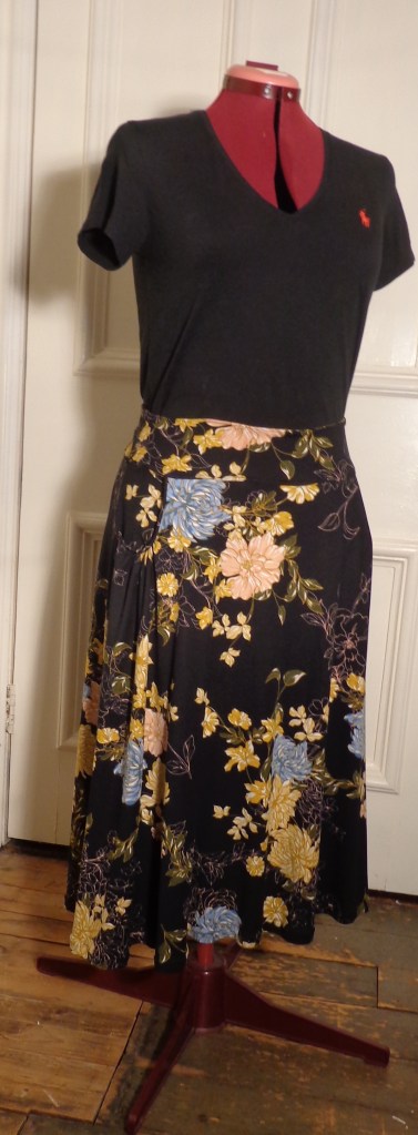 Ravinia skirt sewn by Deborah Cooke