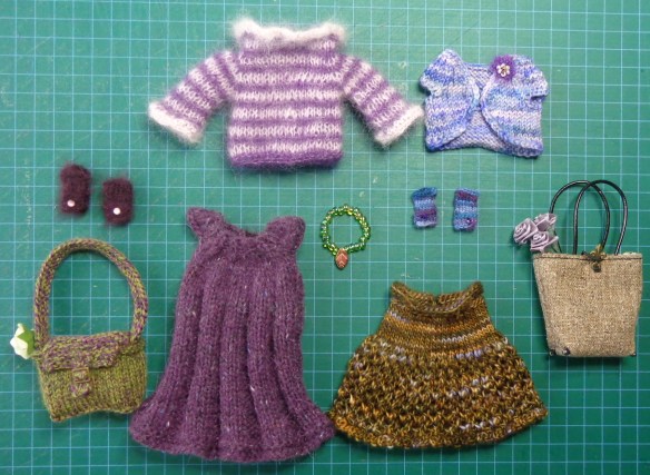Clothes knit for Blythe doll by Deborah Cooke, Christmas 2022