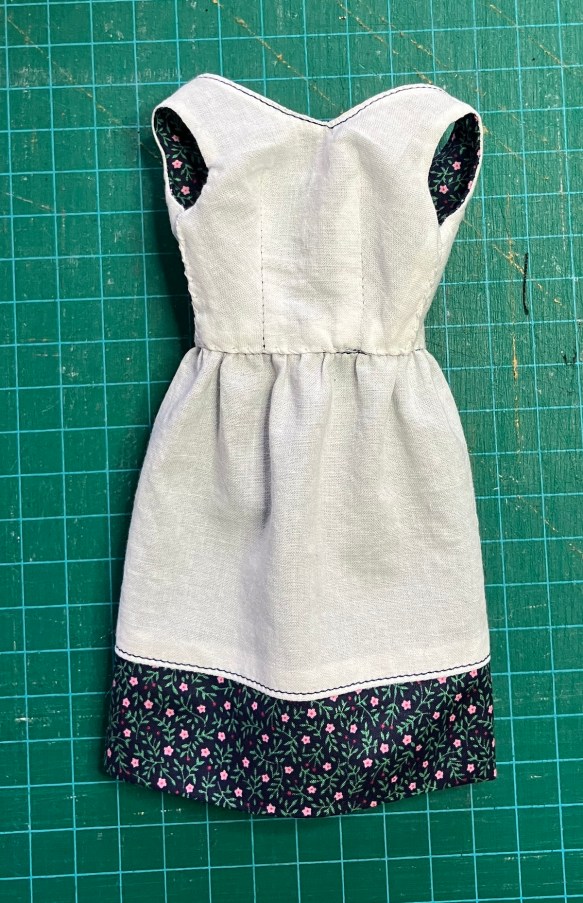 McCalls 6260 dress made by Deborah Cooke