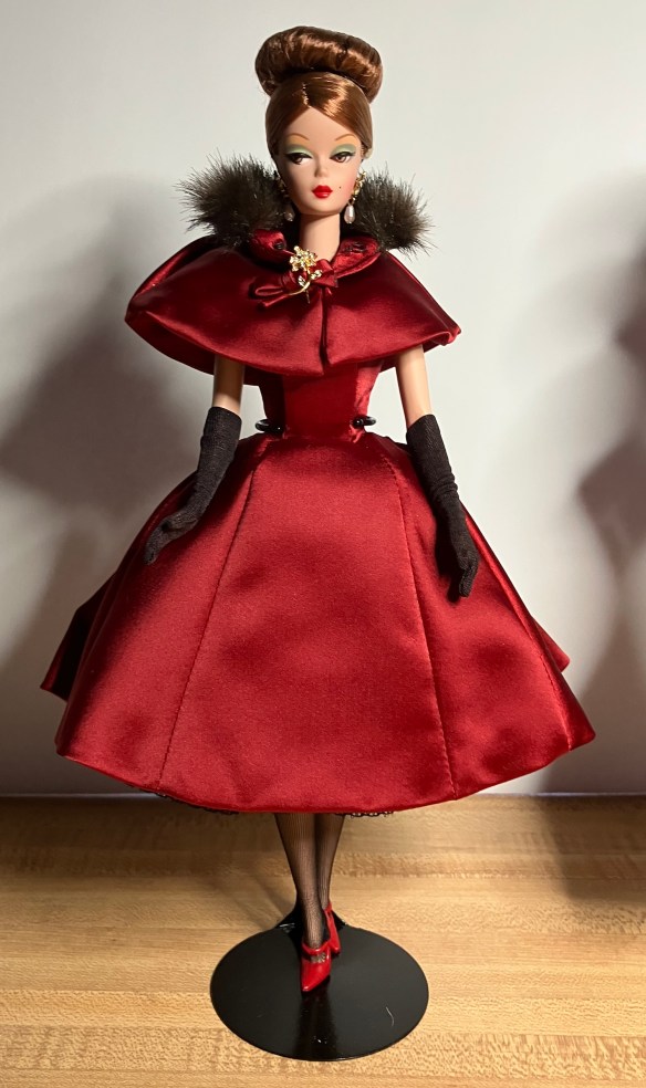 2001 Ravishing in Rouge Silkstone Barbie